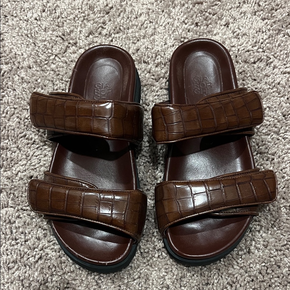 Gia Borghini Brown Croc-Embossed Sandals
